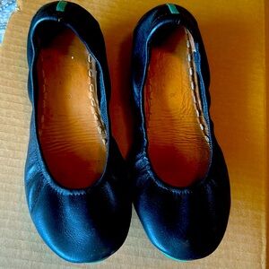 Tiek’s black ballet flats. Size 8. Worn only a few times. Like new.